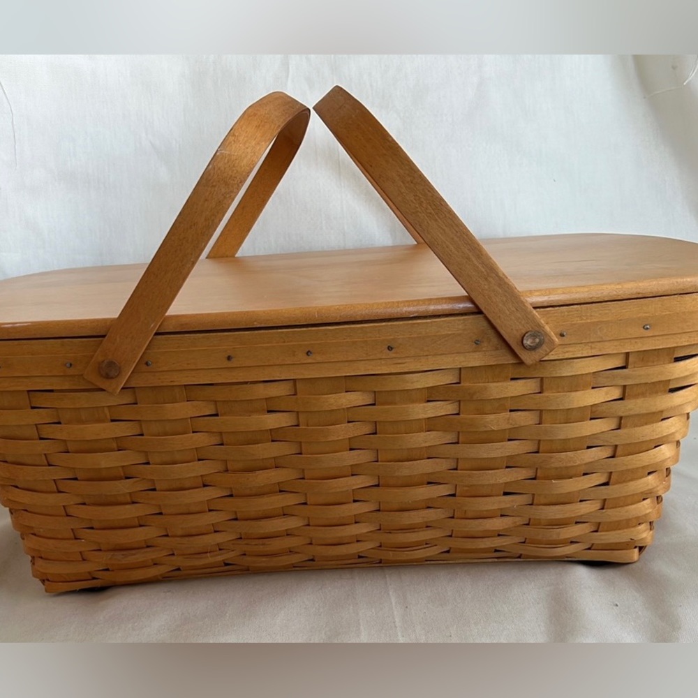 Longaberger Hostess Treasure Basket 18716